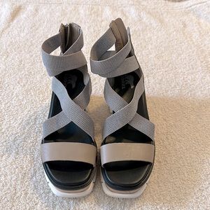 Sorel Joanie lll Leather Sandal